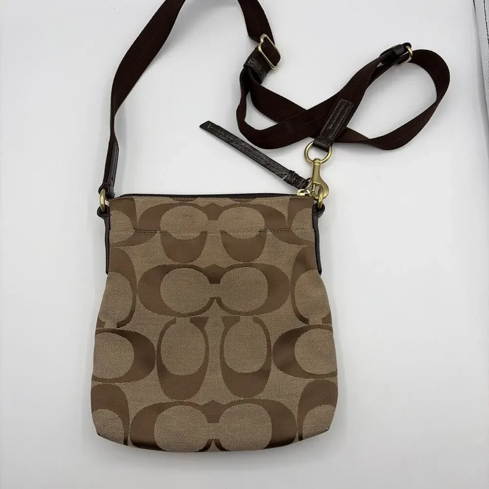 Coach crossbody classic